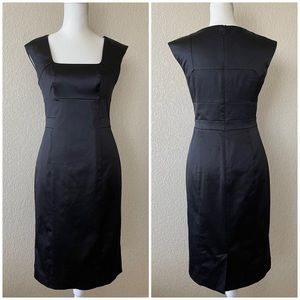 Banana Republic Black Fitted Cap Sleeve Dress - 2P